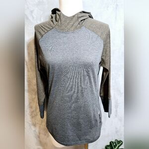 Reebok Playice Hooded Top. Women's Size Medium Athletic Top